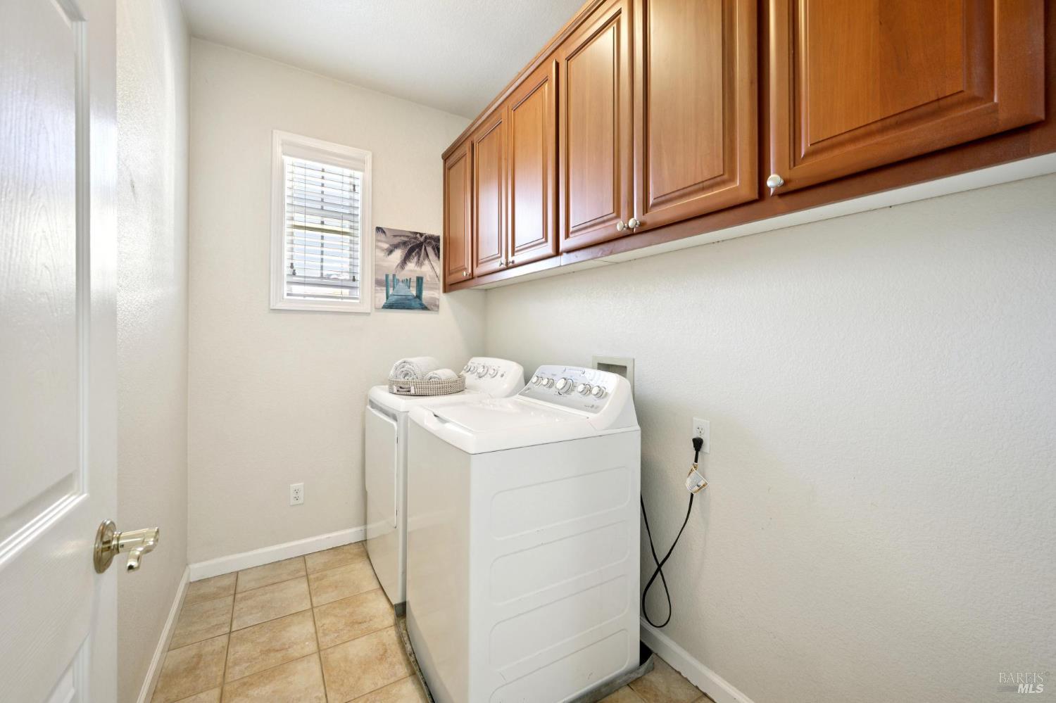 Detail Gallery Image 37 of 43 For 4302 Keegan St, Dublin,  CA 94568 - 3 Beds | 3 Baths