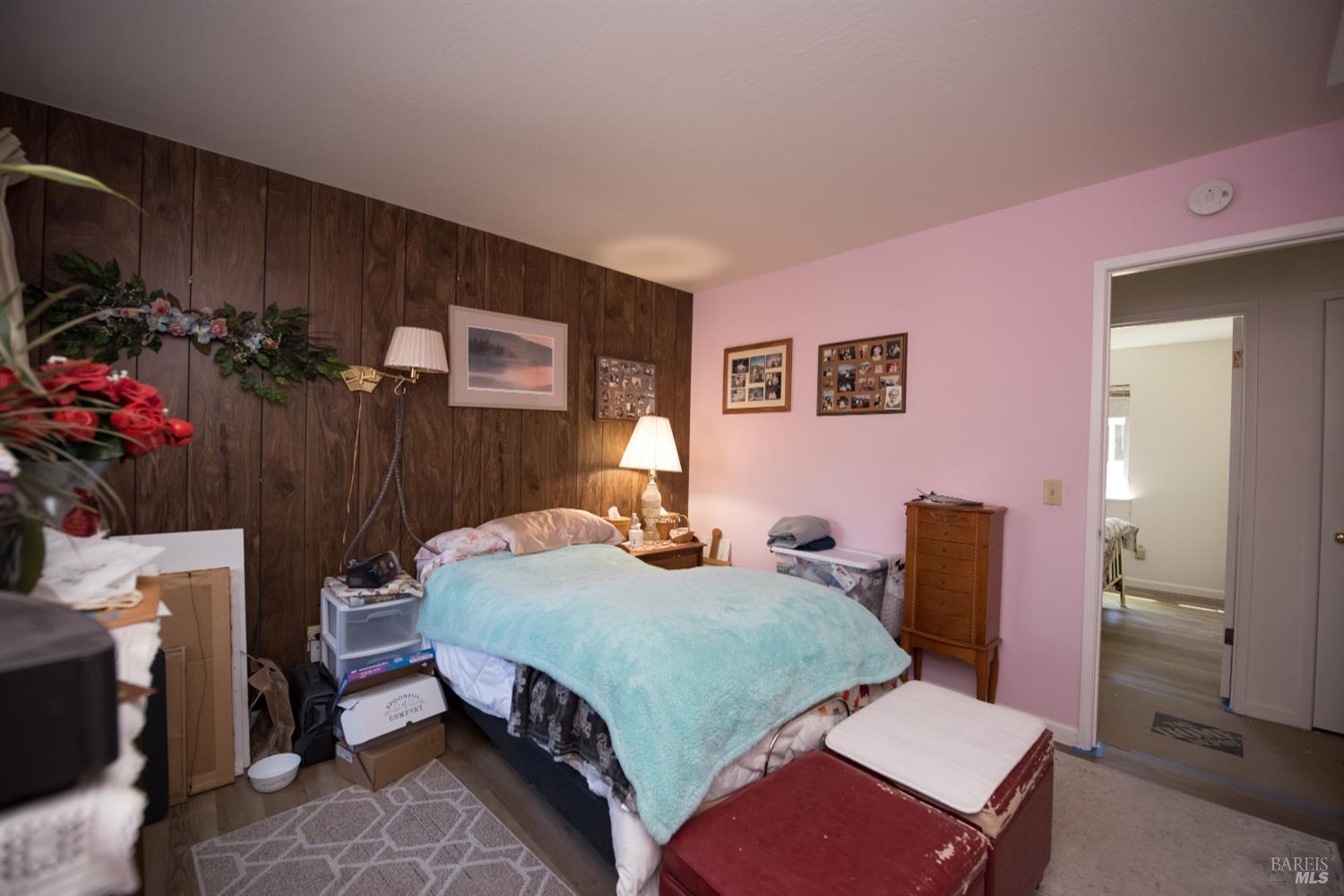 Detail Gallery Image 13 of 32 For 1642 Lauren Dr, Petaluma,  CA 94954 - 4 Beds | 2 Baths