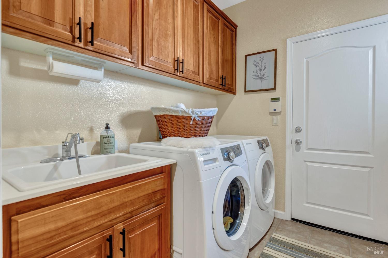 Detail Gallery Image 27 of 78 For 2722 Washburn Ct, Vallejo,  CA 94591 - 4 Beds | 3 Baths