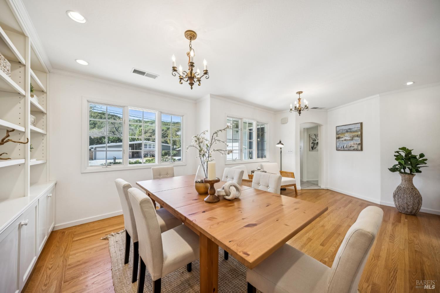 Detail Gallery Image 19 of 53 For 320 Alameda De La Loma Unkn, Novato,  CA 94949 - 3 Beds | 2 Baths