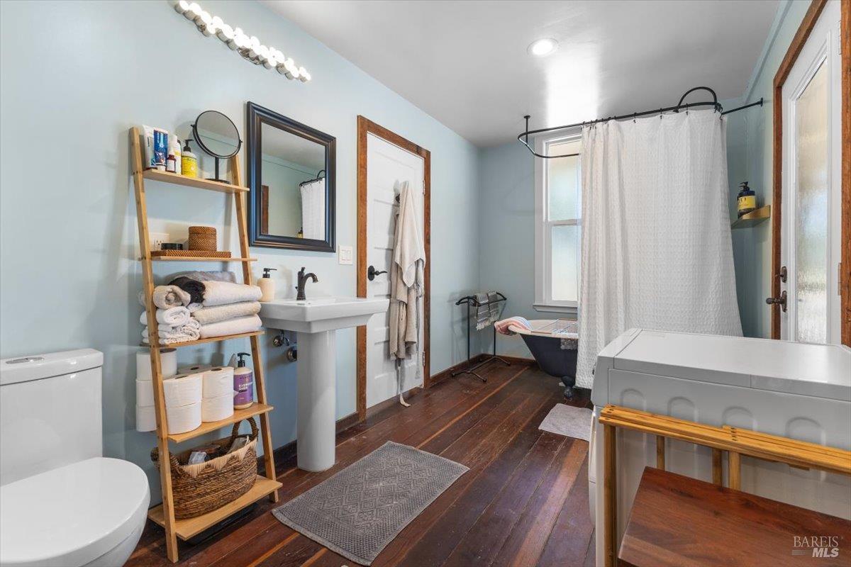 Detail Gallery Image 27 of 65 For 5647 Highway 128 Hwy, Geyserville,  CA 95441 - 3 Beds | 2 Baths