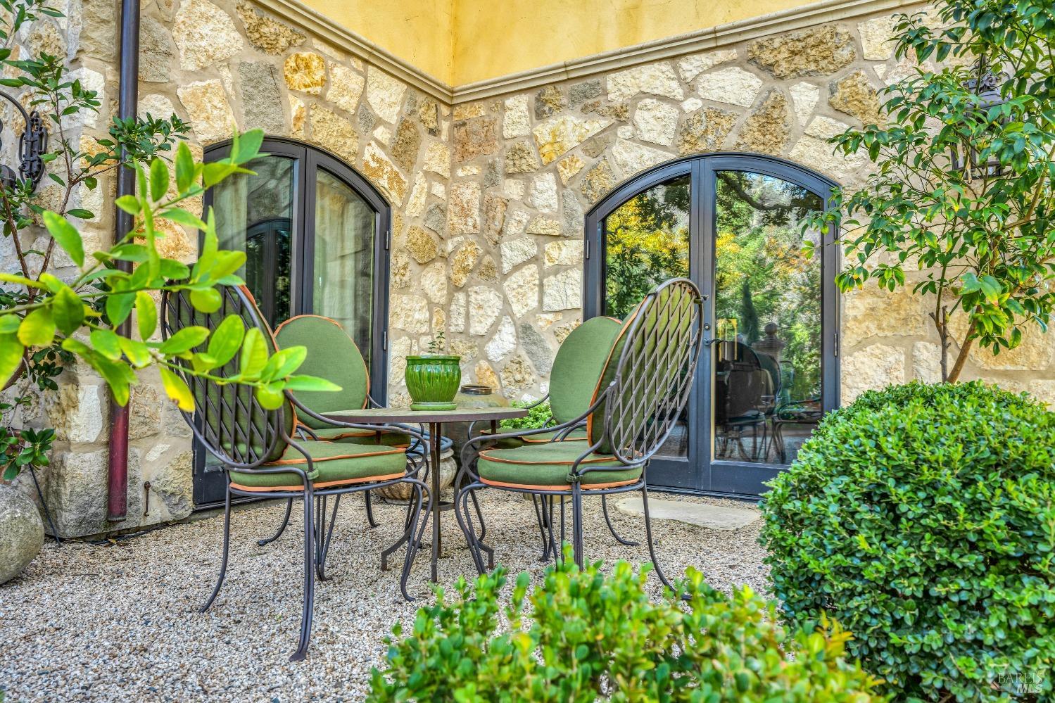 Detail Gallery Image 65 of 84 For 2395 Pickett Rd, Calistoga,  CA 94515 - 3 Beds | 3/2 Baths