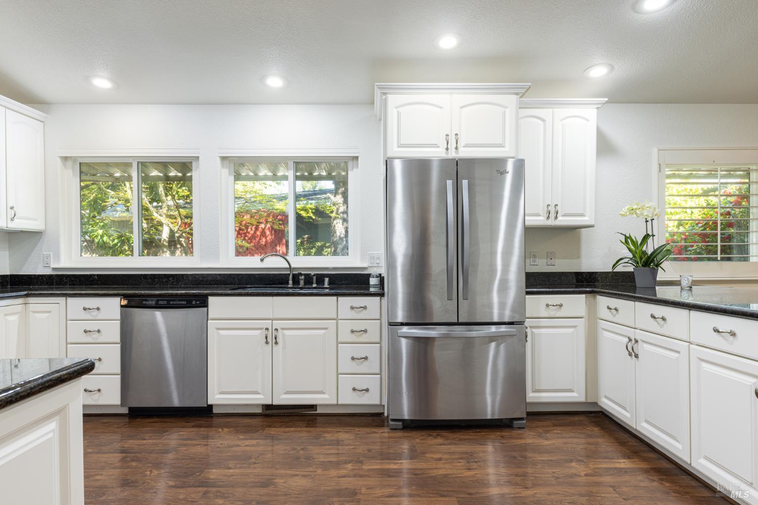 Detail Gallery Image 10 of 31 For 7 San Juan Ct, Saint Helena,  CA 94574 - 2 Beds | 2 Baths