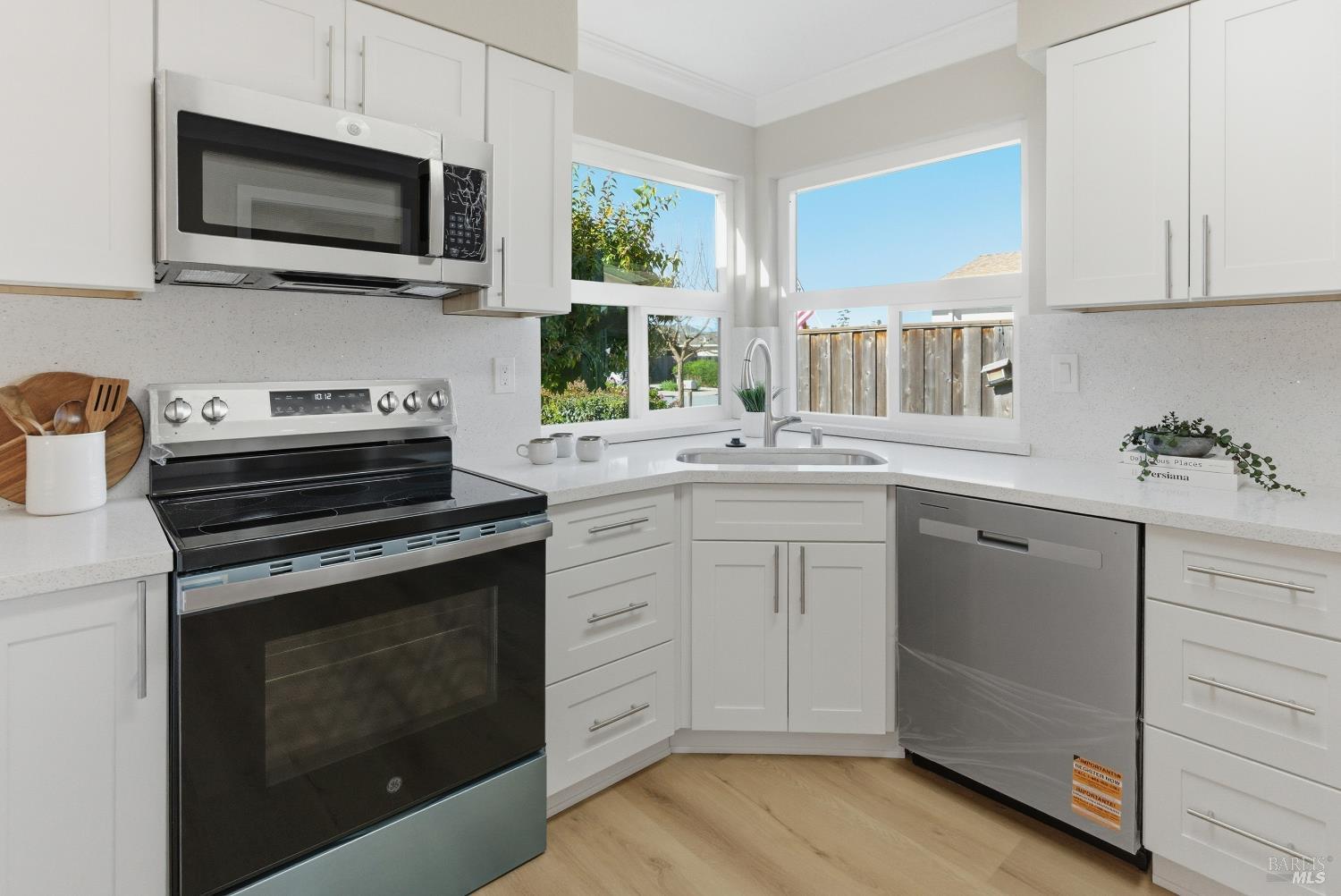 Detail Gallery Image 19 of 39 For 482 Vivienne Dr, Watsonville,  CA 95076 - 2 Beds | 2 Baths