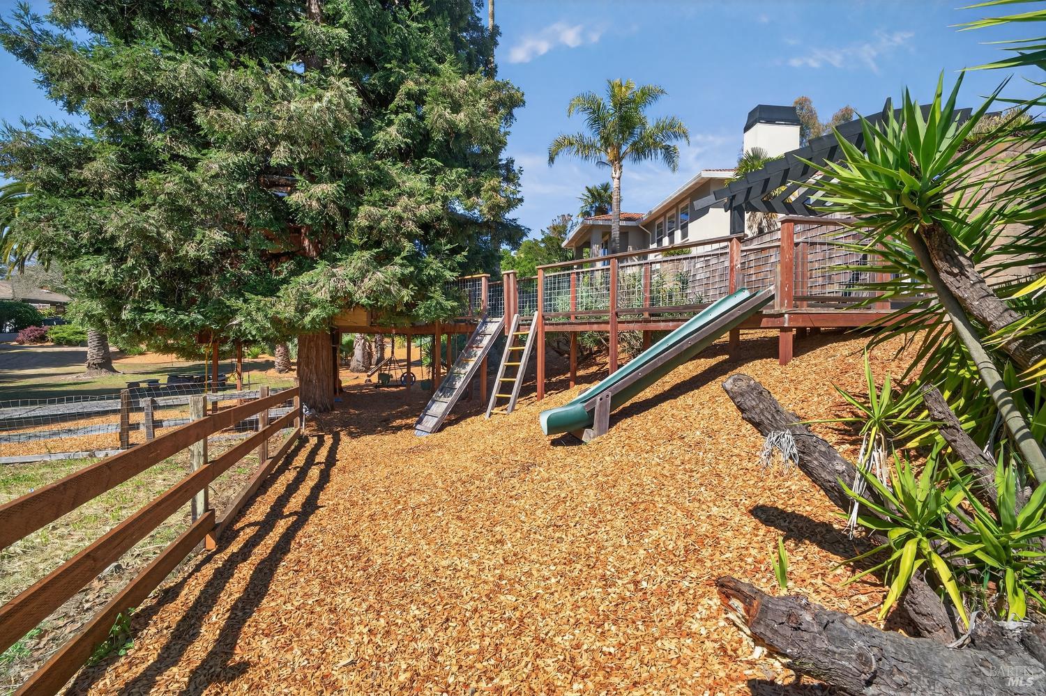 Detail Gallery Image 59 of 67 For 20 Archibald Ln, Novato,  CA 94945 - 4 Beds | 3/1 Baths