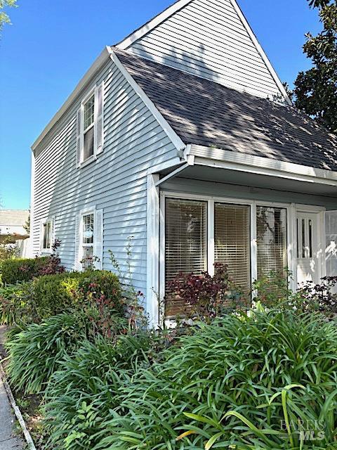 Detail Gallery Image 3 of 30 For 8312 Windmill Farms Dr, Cotati,  CA 94931 - 2 Beds | 1/1 Baths