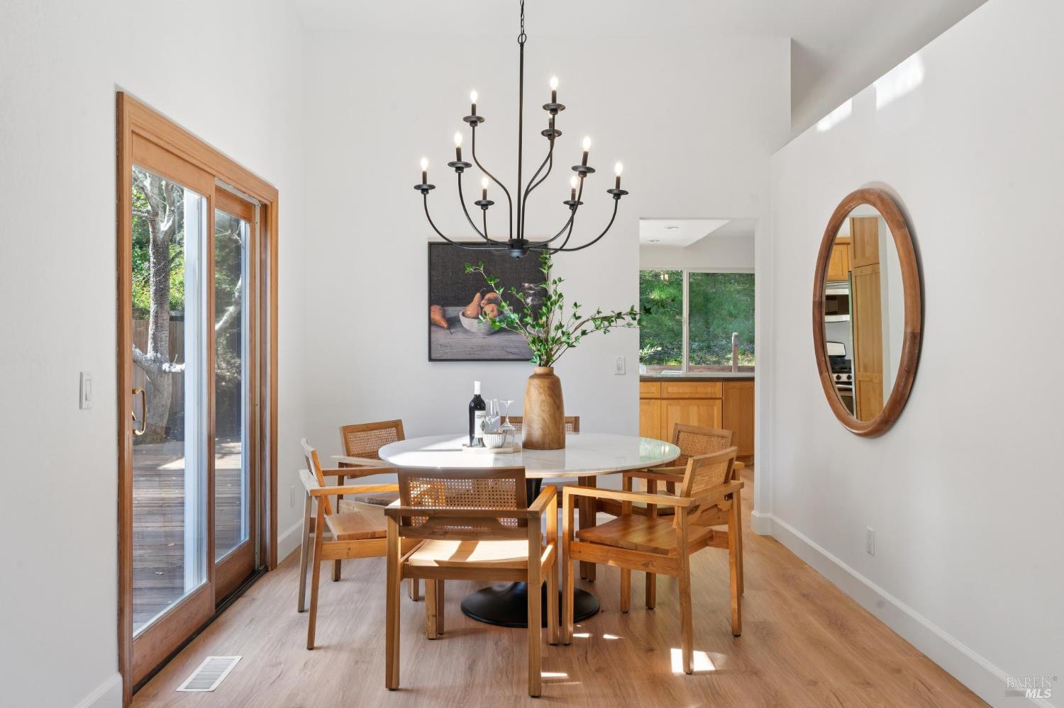 Detail Gallery Image 10 of 48 For 34 Plata Ct, Novato,  CA 94947 - 4 Beds | 2 Baths