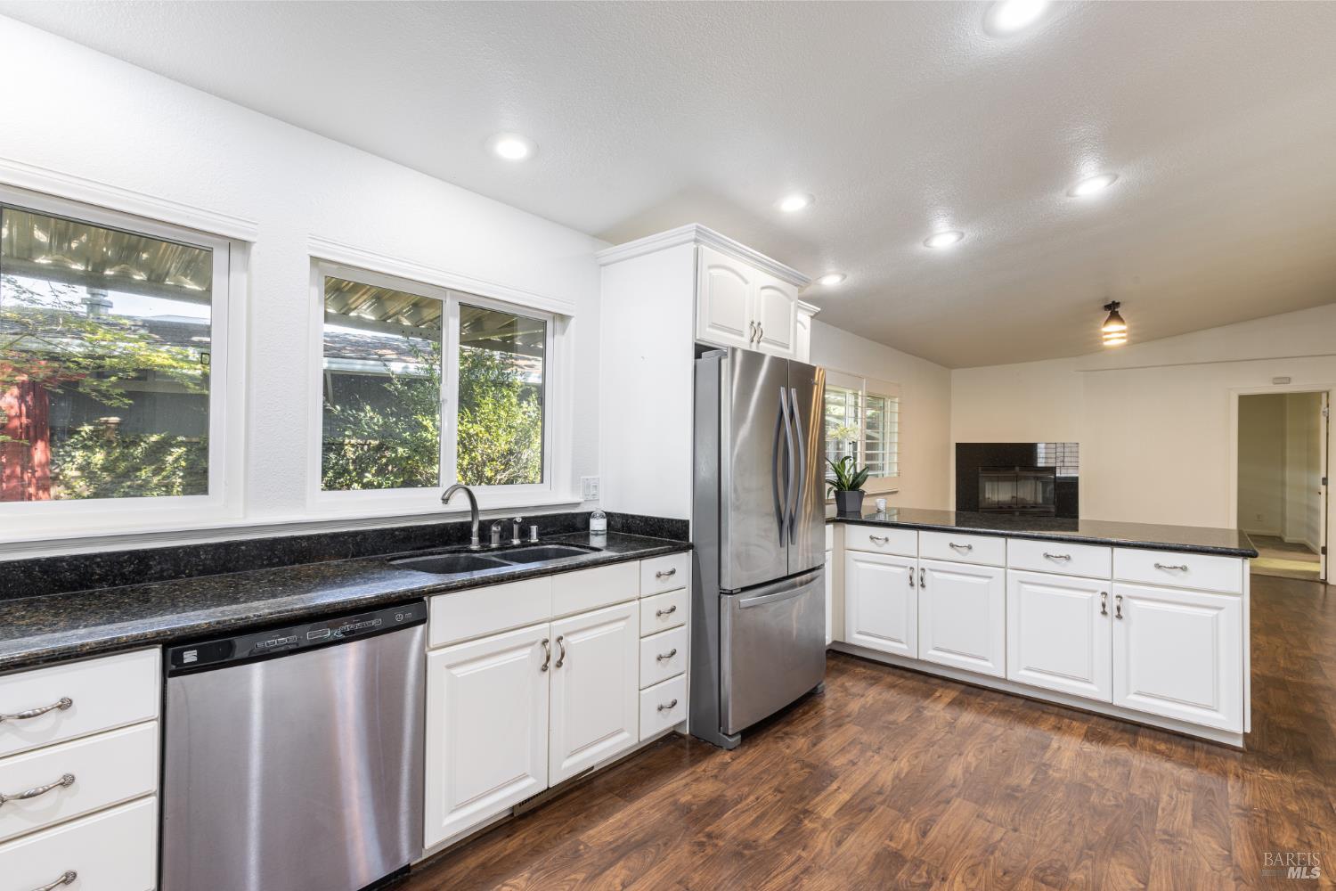 Detail Gallery Image 12 of 31 For 7 San Juan Ct, Saint Helena,  CA 94574 - 2 Beds | 2 Baths