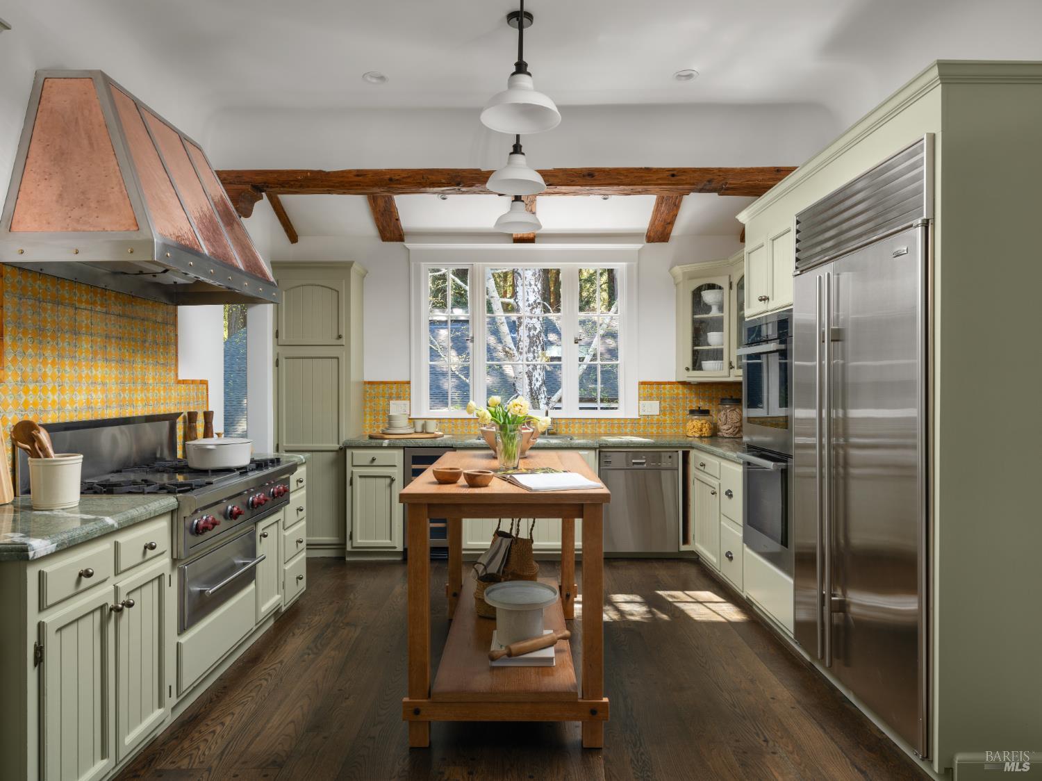 Detail Gallery Image 7 of 41 For 8 Laurel St, Mill Valley,  CA 94941 - 6 Beds | 4/1 Baths