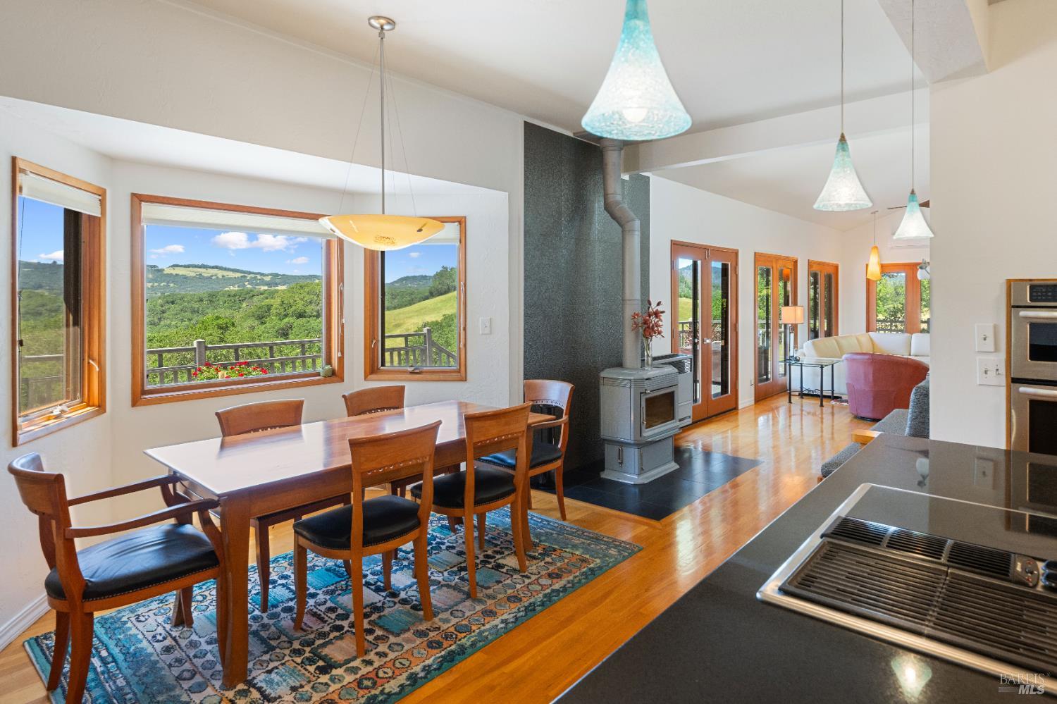 Detail Gallery Image 13 of 45 For 10601 Slattery Rd, Glen Ellen,  CA 95442 - 3 Beds | 2 Baths