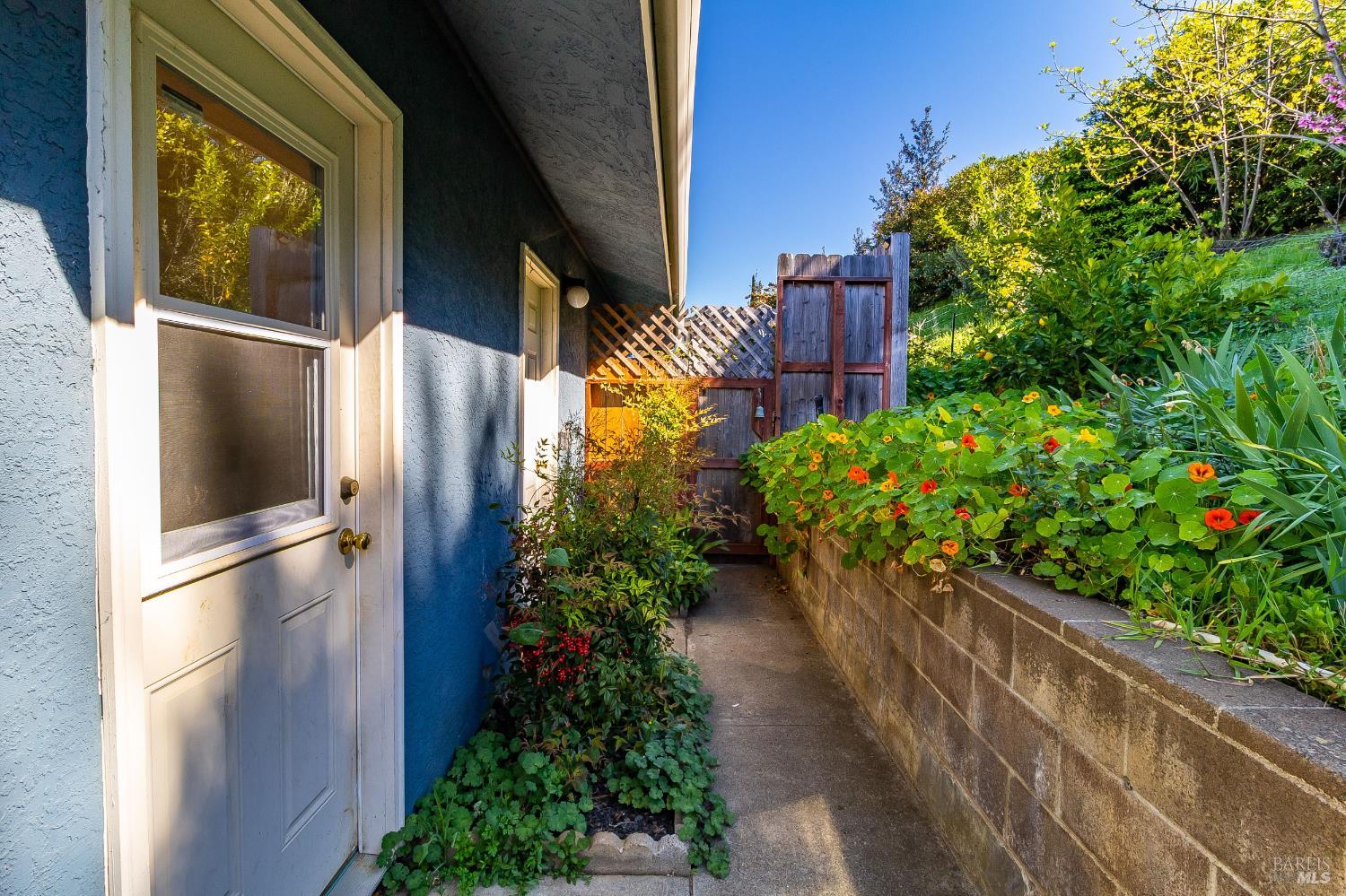 Detail Gallery Image 50 of 61 For 453 Clark Dr, Vallejo,  CA 94591 - 3 Beds | 2/1 Baths