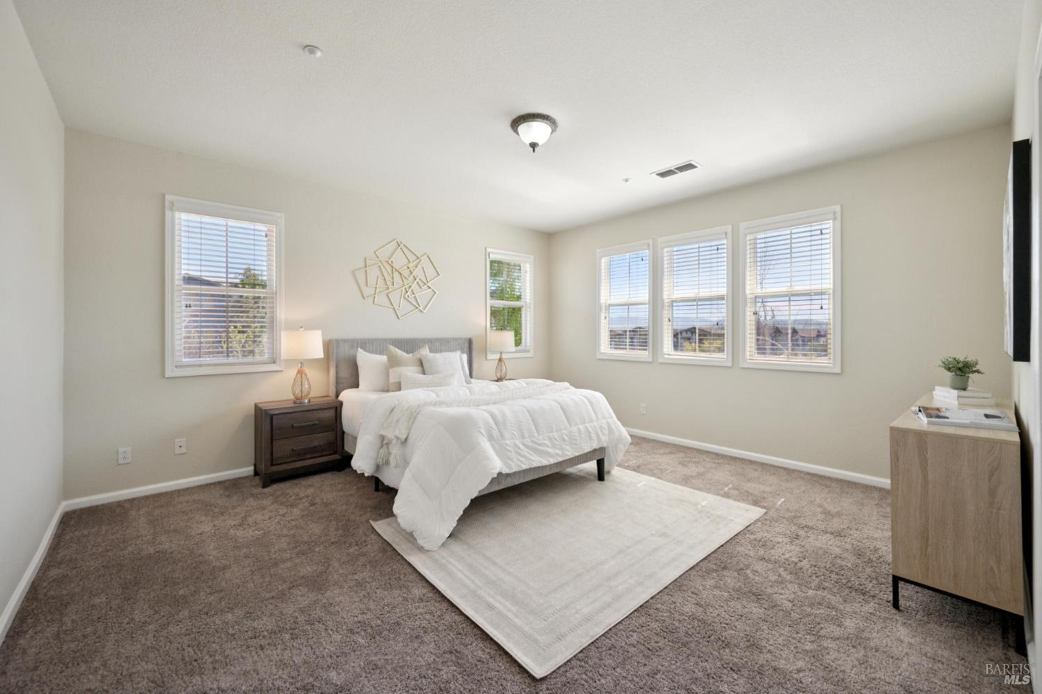 Detail Gallery Image 22 of 43 For 4302 Keegan St, Dublin,  CA 94568 - 3 Beds | 3 Baths