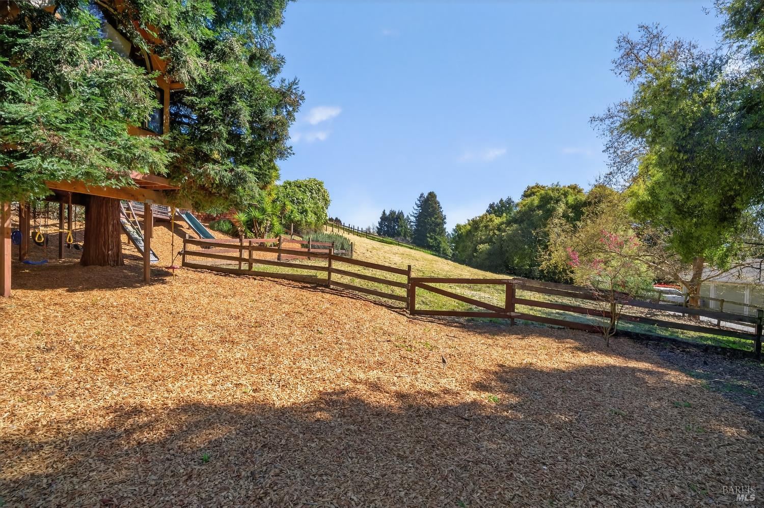 Detail Gallery Image 55 of 67 For 20 Archibald Ln, Novato,  CA 94945 - 4 Beds | 3/1 Baths