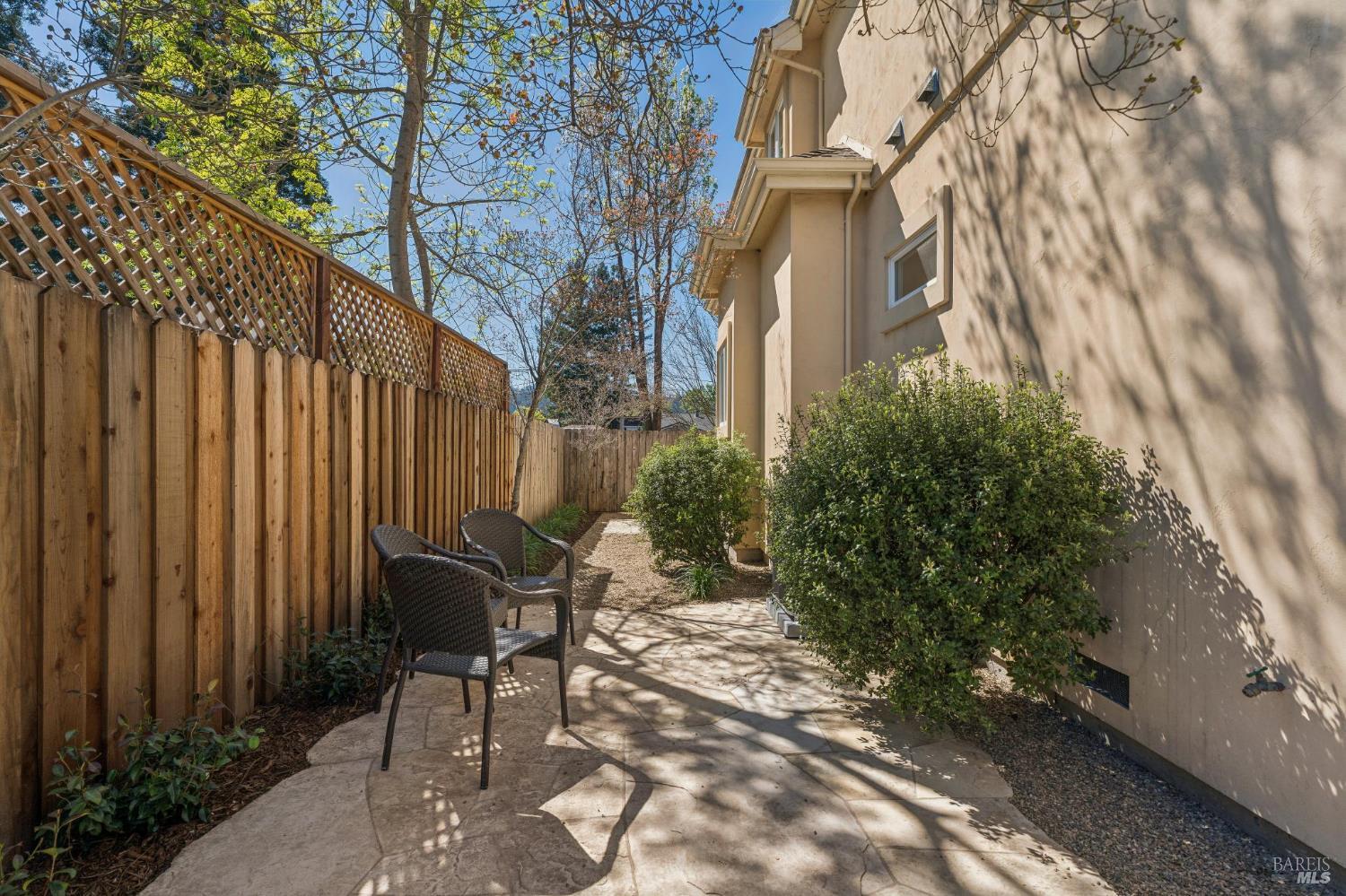 Detail Gallery Image 53 of 55 For 1710 Reynard Ln, Calistoga,  CA 94515 - 3 Beds | 2/1 Baths