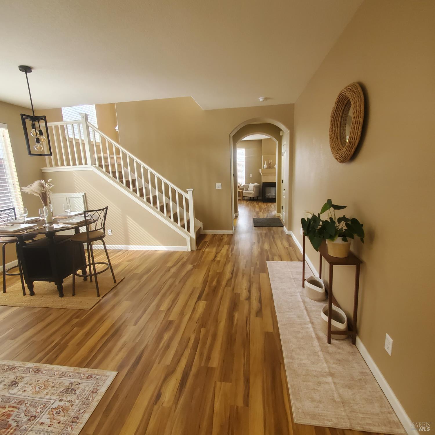 Detail Gallery Image 3 of 39 For 3389 Mojave Ave, Santa Rosa,  CA 95407 - 3 Beds | 2/1 Baths