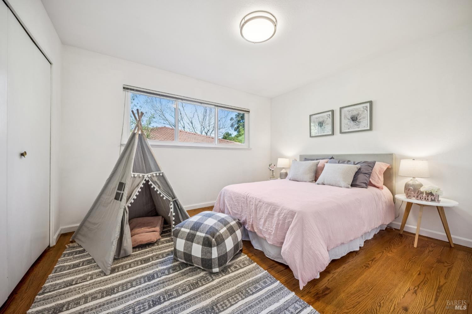 Detail Gallery Image 36 of 53 For 320 Alameda De La Loma Unkn, Novato,  CA 94949 - 3 Beds | 2 Baths