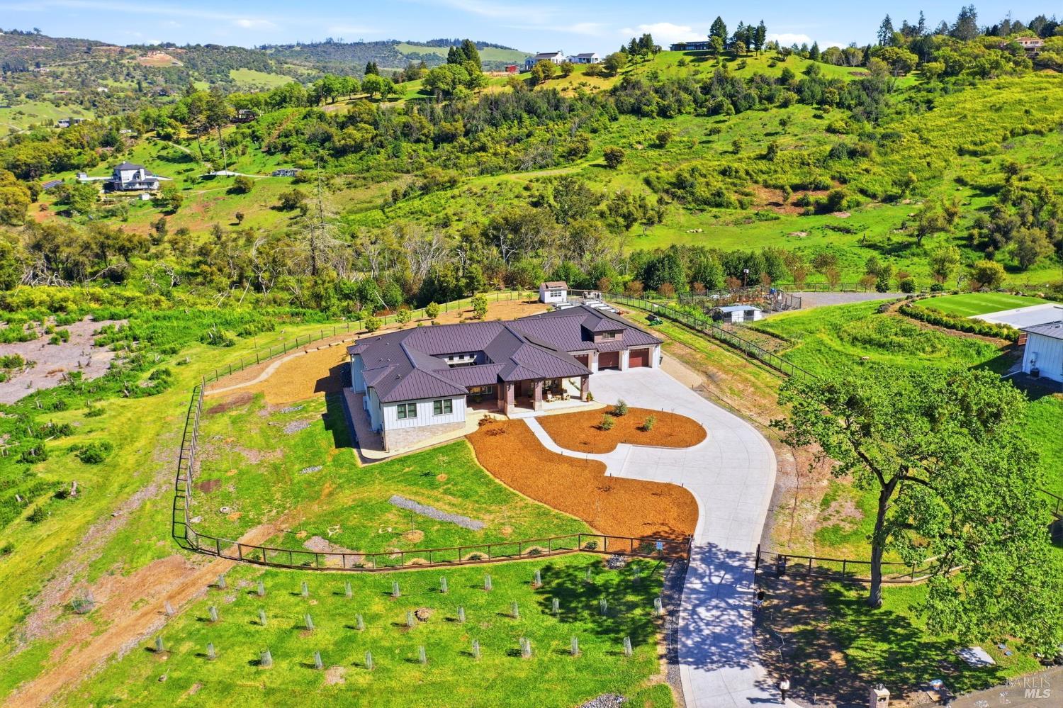 Detail Gallery Image 84 of 93 For 3932 Silver Fox Ct, Santa Rosa,  CA 95403 - 4 Beds | 4/1 Baths