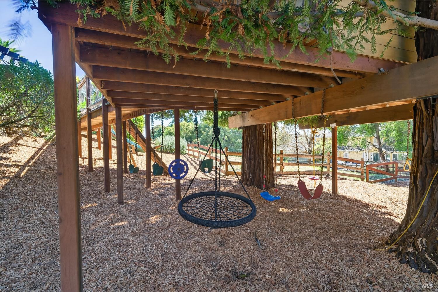 Detail Gallery Image 60 of 67 For 20 Archibald Ln, Novato,  CA 94945 - 4 Beds | 3/1 Baths