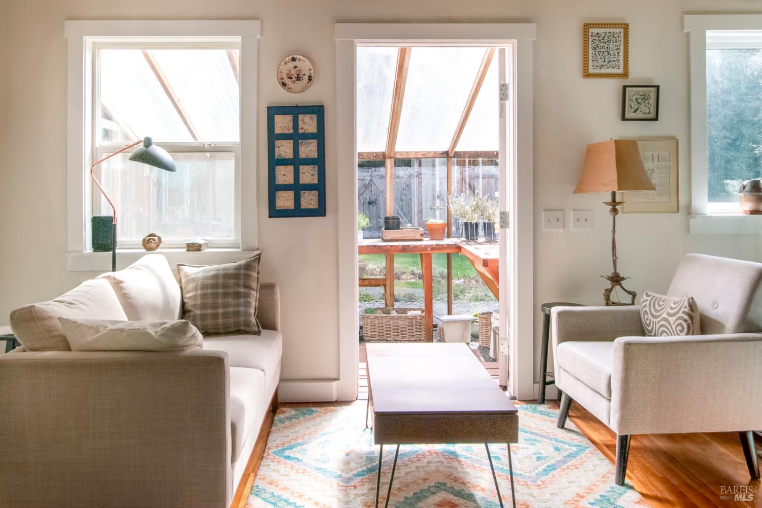 Detail Gallery Image 8 of 55 For 10901 Gurley Ln, Mendocino,  CA 95460 - 2 Beds | 1/1 Baths