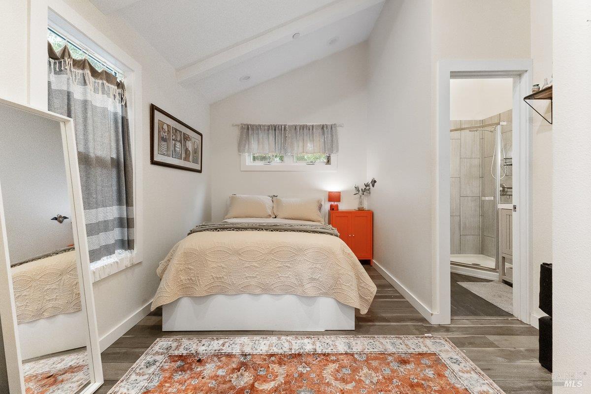 Detail Gallery Image 15 of 20 For 821 Prince Ave, Healdsburg,  CA 95448 - 3 Beds | 3/1 Baths