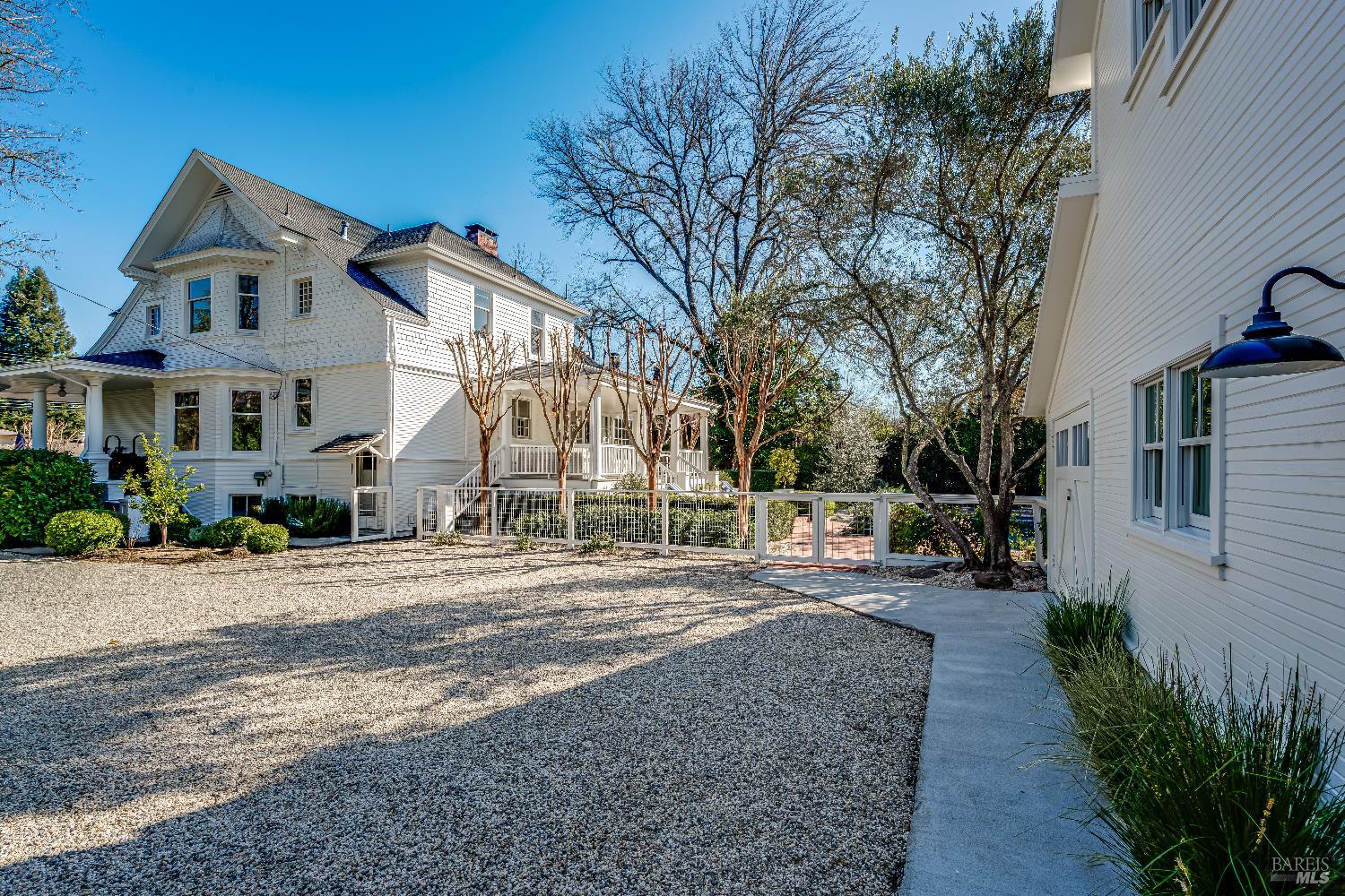 Detail Gallery Image 61 of 69 For 1651 Spring Mountain Rd, Saint Helena,  CA 94574 - 6 Beds | 4/1 Baths