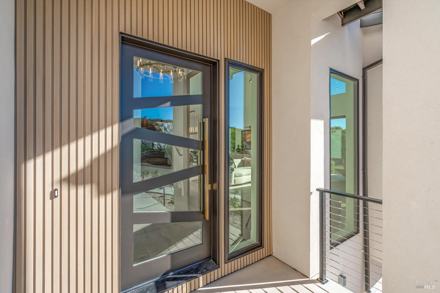 Detail Gallery Image 6 of 99 For 1580 Clear Ridge Dr, Healdsburg,  CA 95448 - 4 Beds | 4/1 Baths