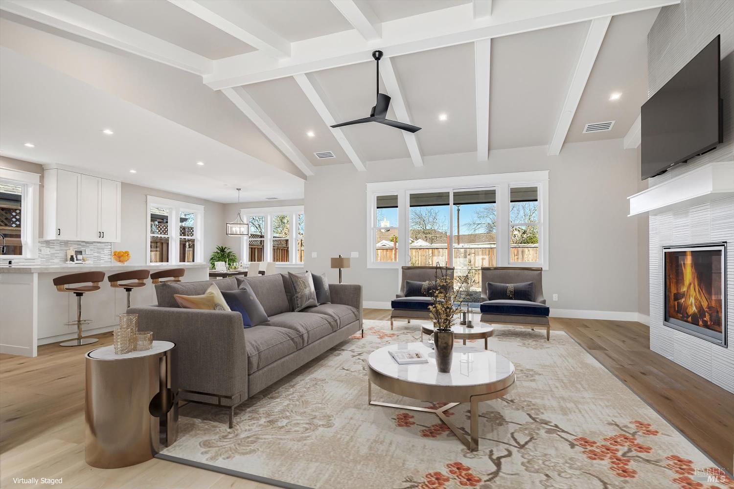 Detail Gallery Image 12 of 43 For 6516 Old Redwood -Maywood Ln Hwy, Santa Rosa,  CA 95403 - 4 Beds | 2/1 Baths