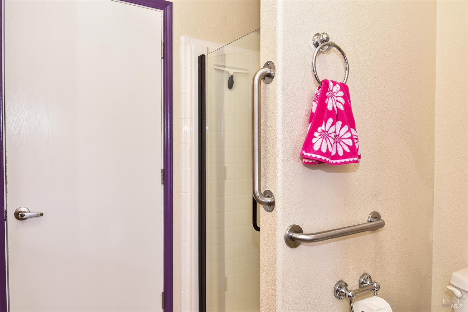 Detail Gallery Image 23 of 39 For 45 International Blvd, Sonoma,  CA 95476 - 2 Beds | 2 Baths