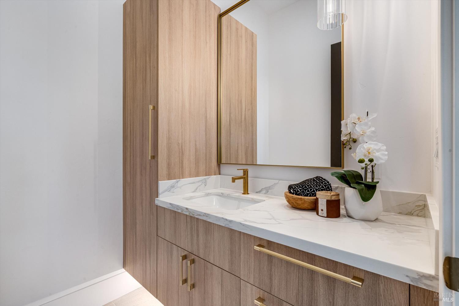 Detail Gallery Image 65 of 99 For 1580 Clear Ridge Dr, Healdsburg,  CA 95448 - 4 Beds | 4/1 Baths