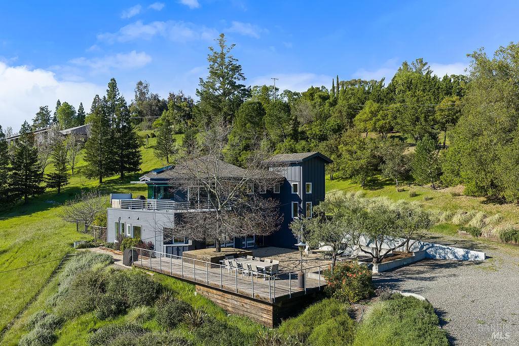 Detail Gallery Image 46 of 55 For 23121 Vineyard Rd, Geyserville,  CA 95441 - 3 Beds | 2 Baths