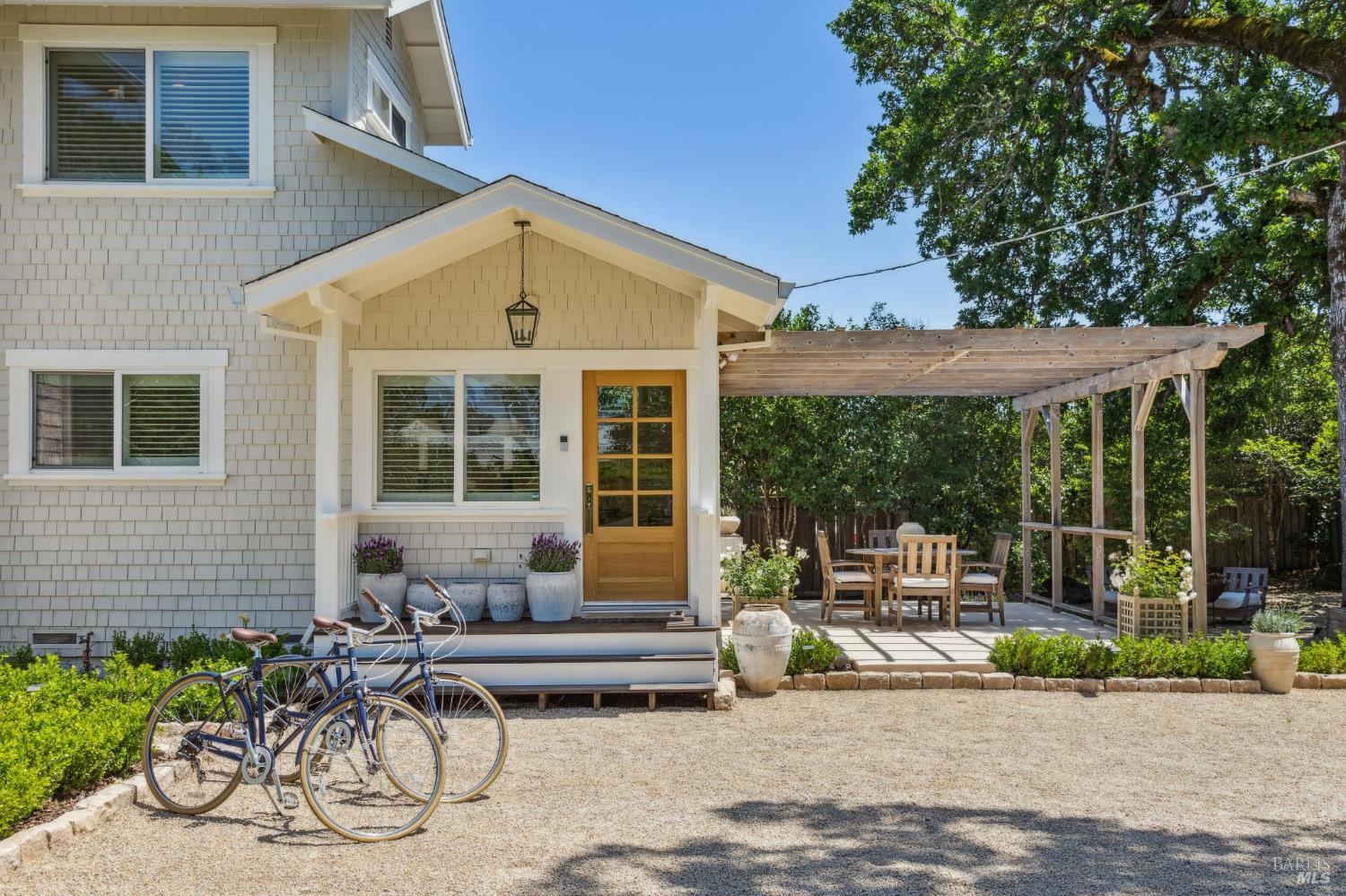 Detail Gallery Image 4 of 31 For 110 Viola Way, Angwin,  CA 94508 - 2 Beds | 2 Baths