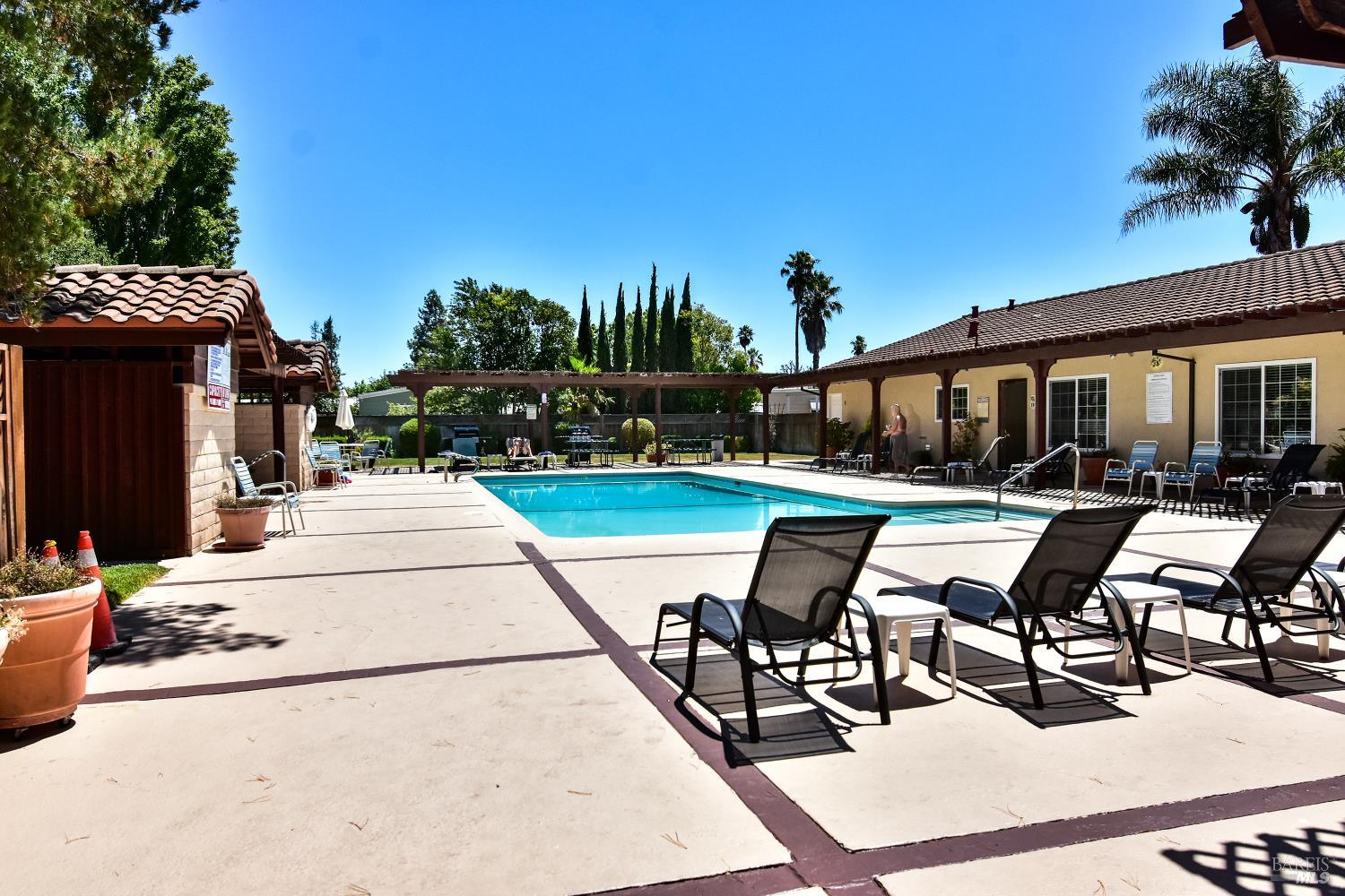 Detail Gallery Image 33 of 39 For 45 International Blvd, Sonoma,  CA 95476 - 2 Beds | 2 Baths