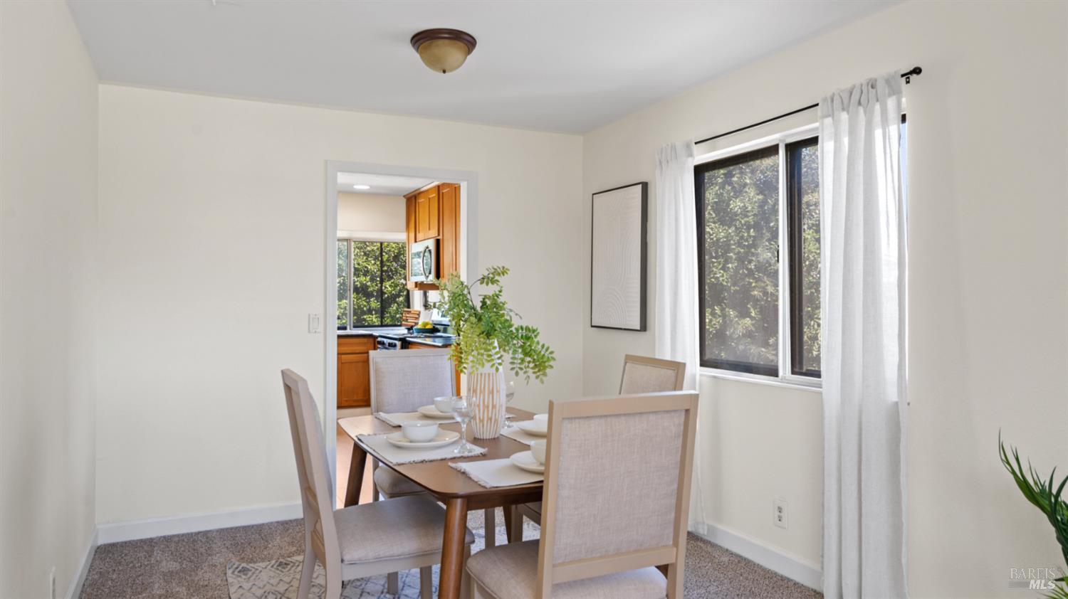 Detail Gallery Image 14 of 36 For 1312 Sutter Ct, Fairfield,  CA 94533 - 3 Beds | 2 Baths