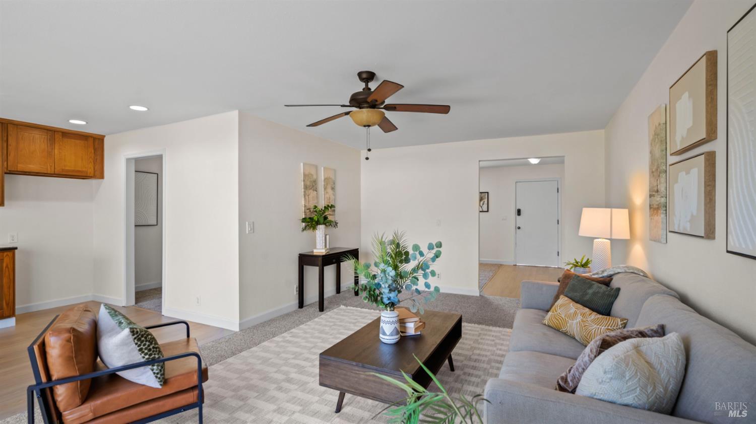 Detail Gallery Image 2 of 36 For 1312 Sutter Ct, Fairfield,  CA 94533 - 3 Beds | 2 Baths