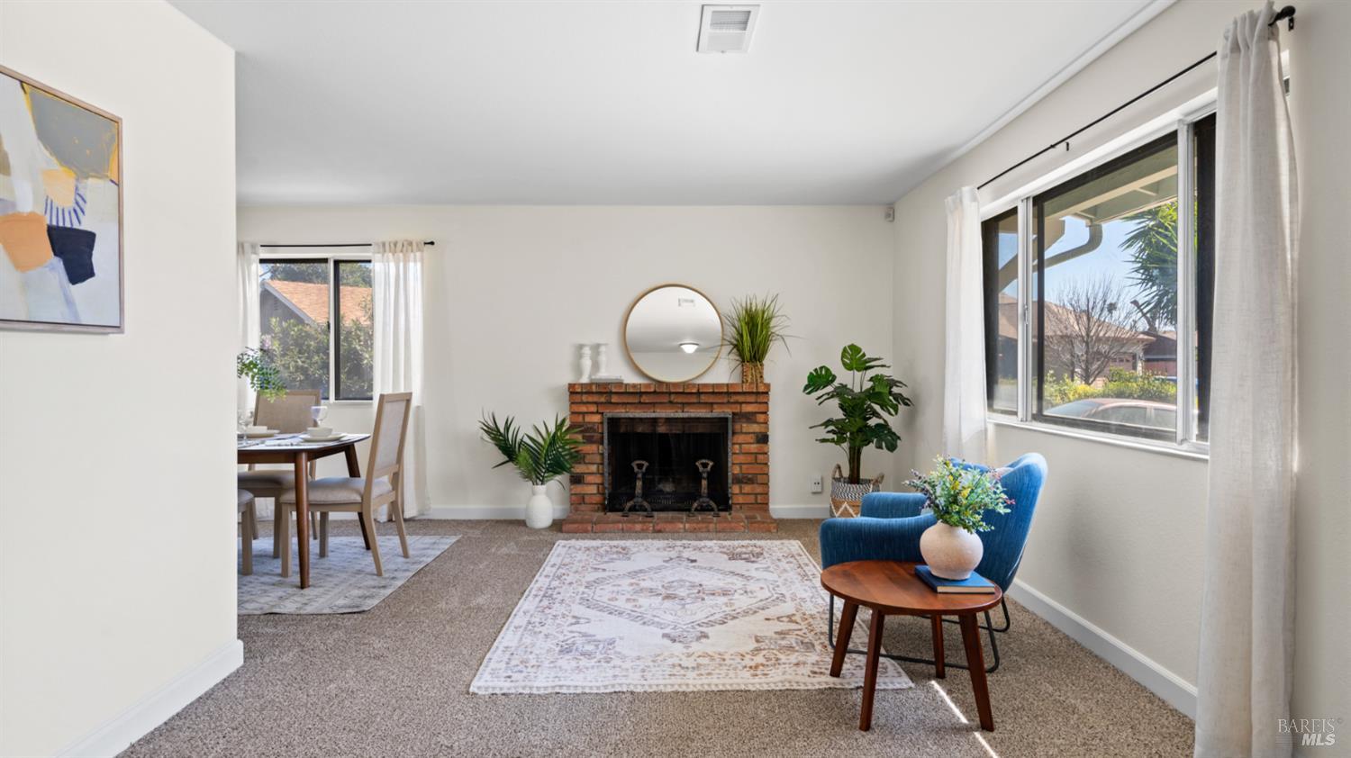 Detail Gallery Image 5 of 36 For 1312 Sutter Ct, Fairfield,  CA 94533 - 3 Beds | 2 Baths