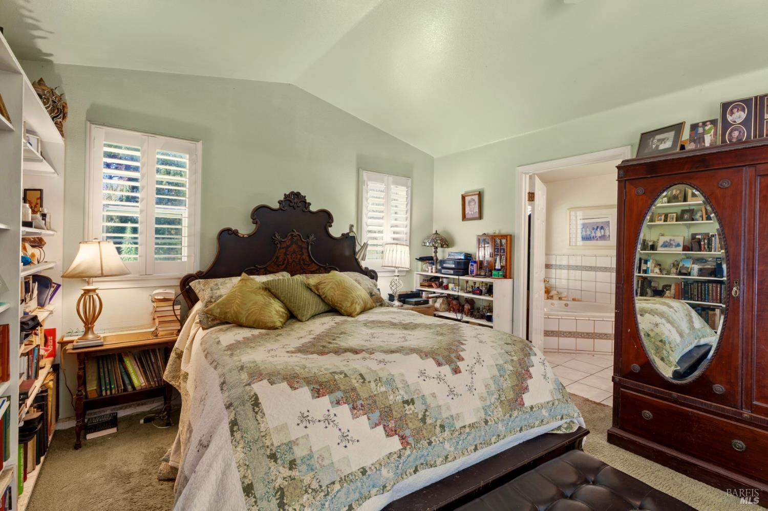 Detail Gallery Image 11 of 29 For 18070 Ocean Dr, Fort Bragg,  CA 95437 - 3 Beds | 2/1 Baths