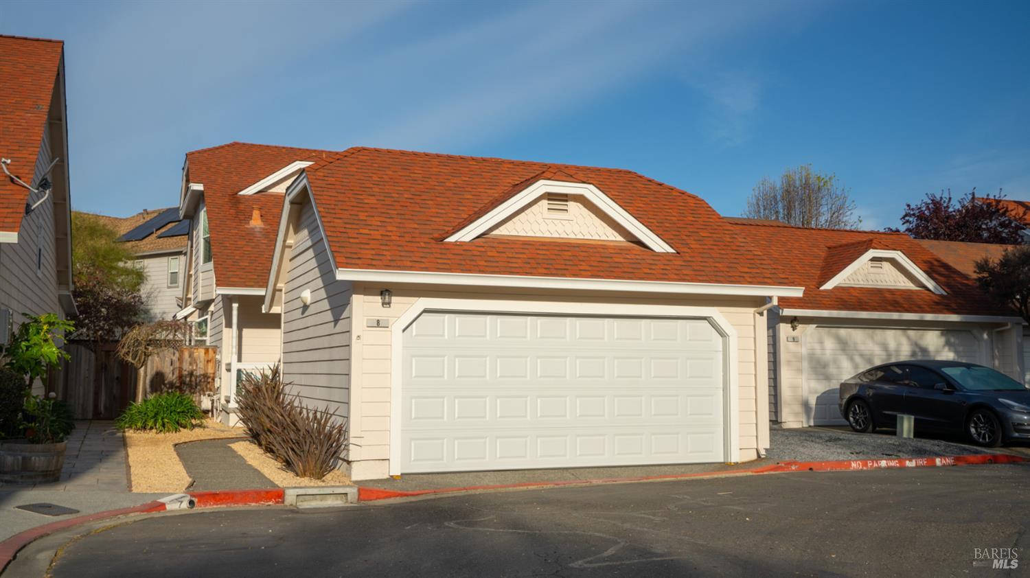 Front Image Thumbnail for BA326015076