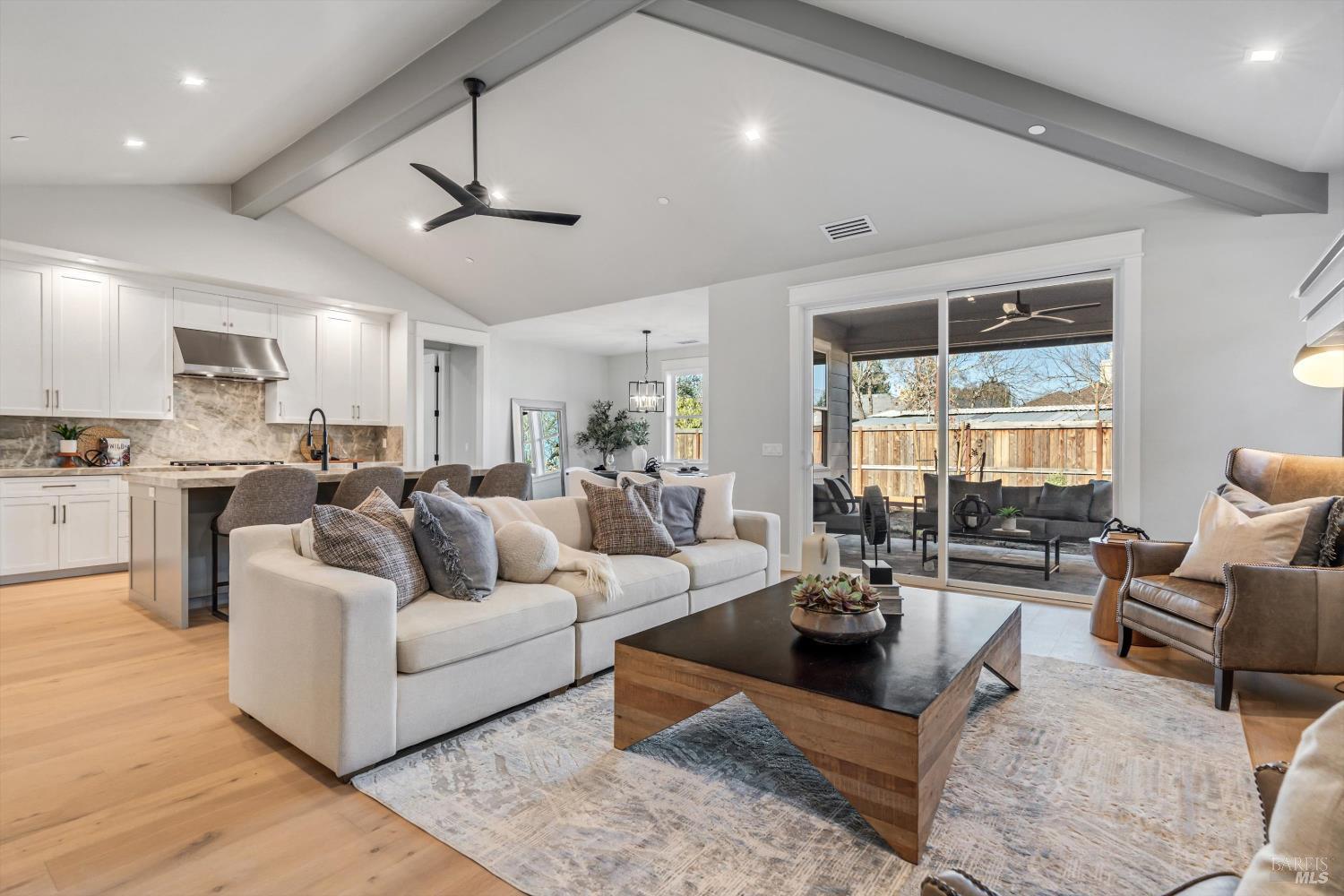 Detail Gallery Image 26 of 43 For 6516 Old Redwood -Maywood Ln Hwy, Santa Rosa,  CA 95403 - 4 Beds | 2/1 Baths