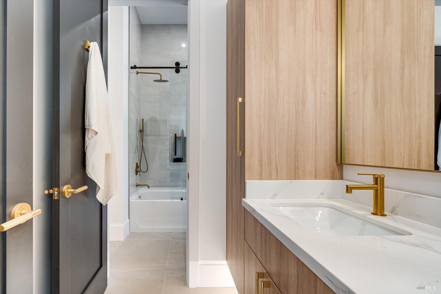 Detail Gallery Image 67 of 99 For 1580 Clear Ridge Dr, Healdsburg,  CA 95448 - 4 Beds | 4/1 Baths