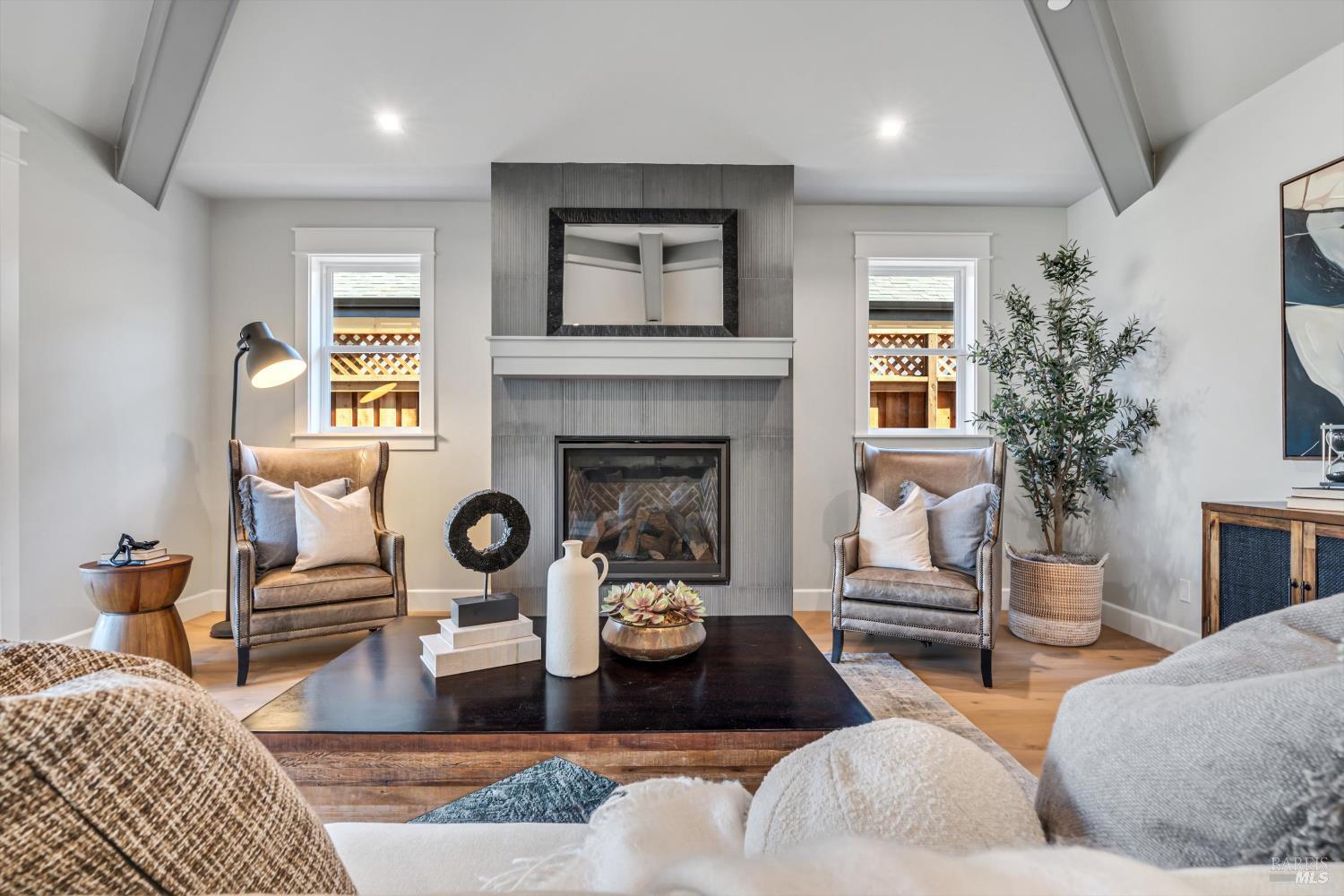 Detail Gallery Image 27 of 43 For 6516 Old Redwood -Maywood Ln Hwy, Santa Rosa,  CA 95403 - 4 Beds | 2/1 Baths