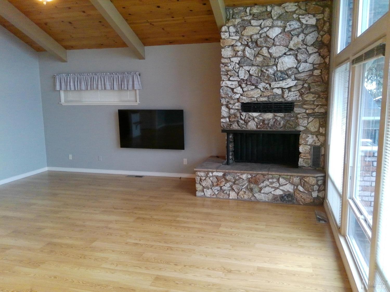 Detail Gallery Image 8 of 30 For 7784 7784 Richard Dr, Lucerne,  CA 95458 - 3 Beds | 1/1 Baths