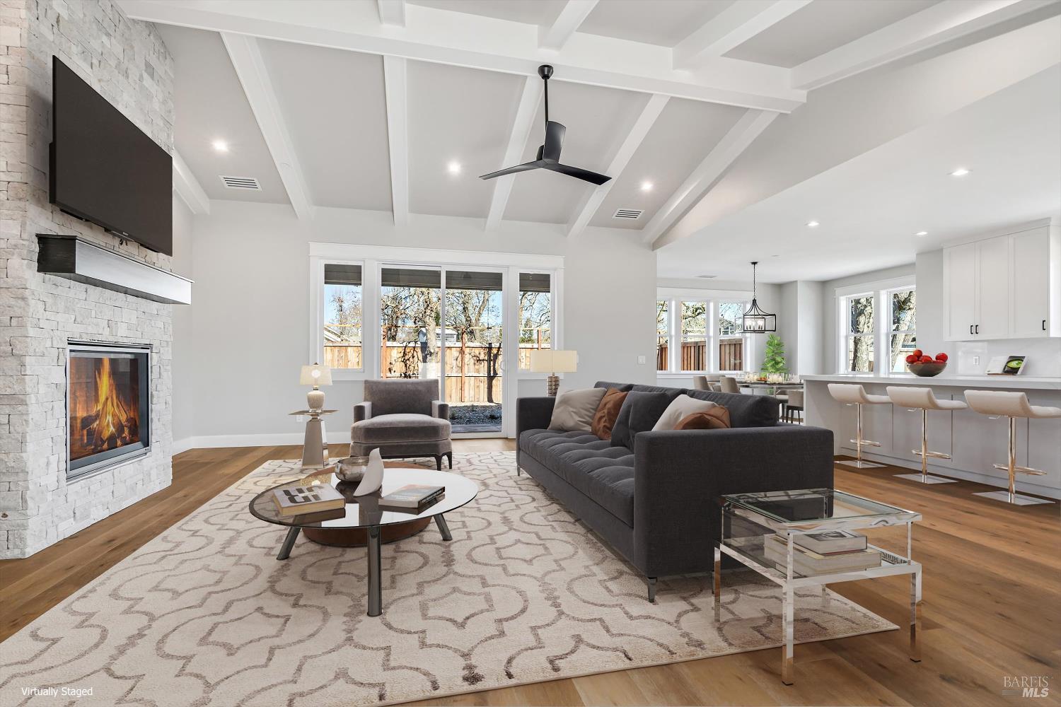 Detail Gallery Image 6 of 43 For 6516 Old Redwood -Maywood Ln Hwy, Santa Rosa,  CA 95403 - 4 Beds | 2/1 Baths