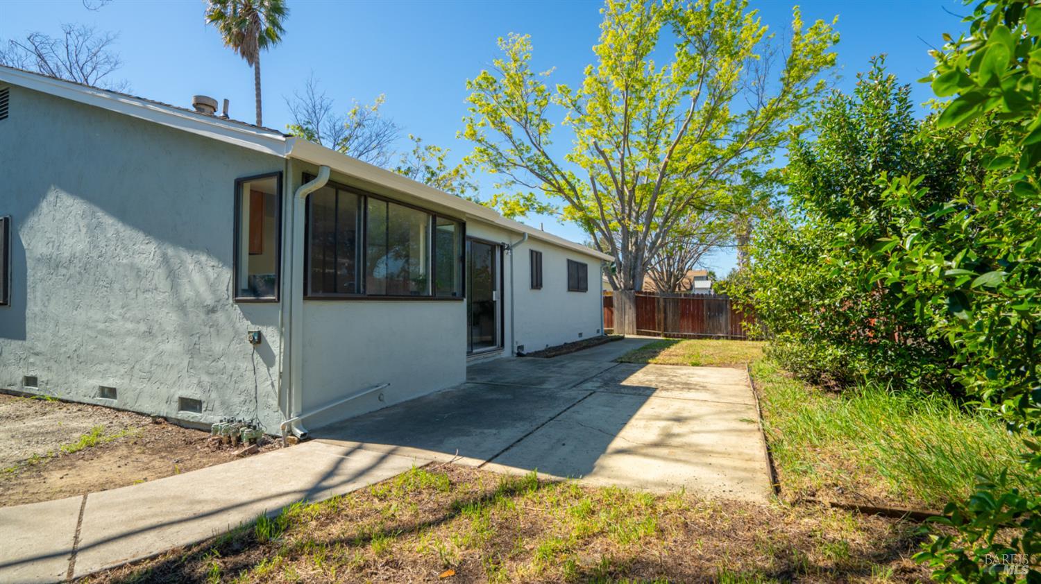 Detail Gallery Image 33 of 36 For 1312 Sutter Ct, Fairfield,  CA 94533 - 3 Beds | 2 Baths