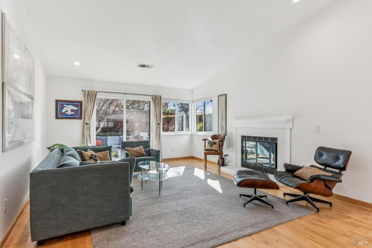 Detail Gallery Image 15 of 50 For 920 5th St #D,  Sonoma,  CA 95476 - 2 Beds | 2 Baths