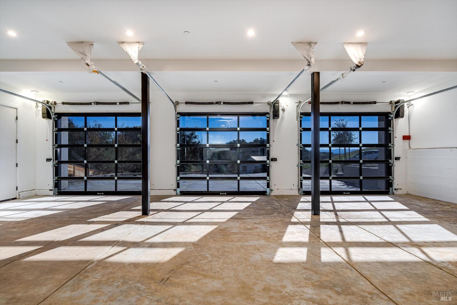 Detail Gallery Image 90 of 99 For 1580 Clear Ridge Dr, Healdsburg,  CA 95448 - 4 Beds | 4/1 Baths