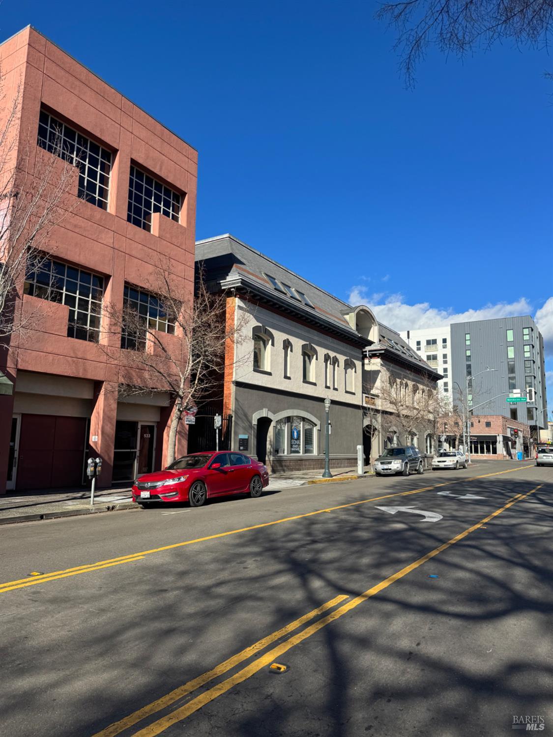 Detail Gallery Image 9 of 10 For 533 5th St, Santa Rosa,  CA 95401 - – Beds | – Baths