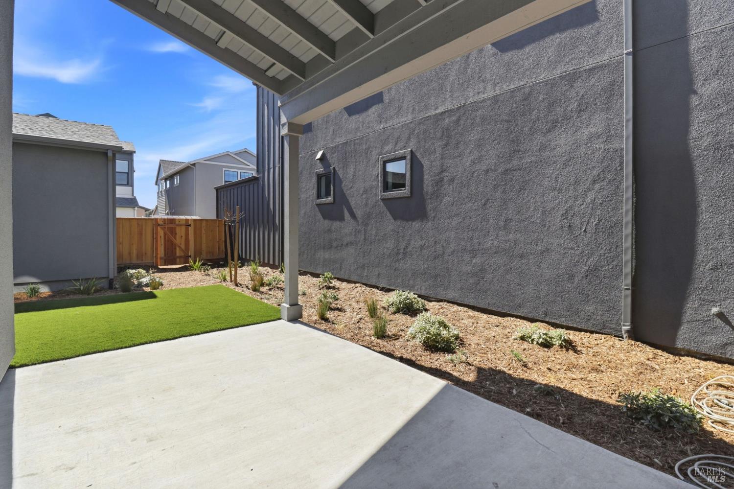 Detail Gallery Image 11 of 13 For 9109 Camino Colegio Rd, Rohnert Park,  CA 94928 - 4 Beds | 3 Baths