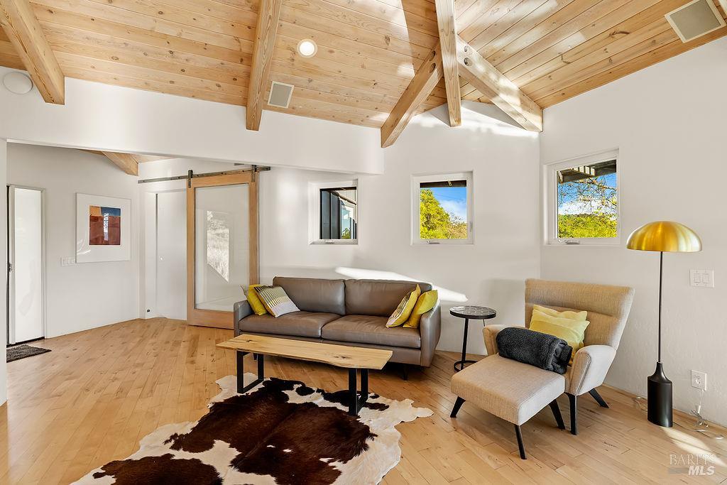 Detail Gallery Image 6 of 55 For 23121 Vineyard Rd, Geyserville,  CA 95441 - 3 Beds | 2 Baths