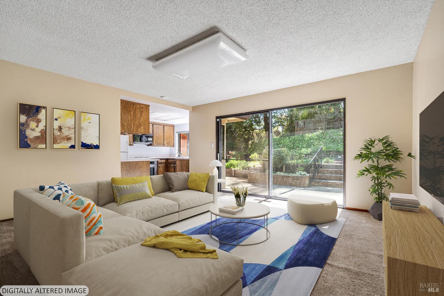 Detail Gallery Image 8 of 35 For 809 Gilardi Dr, Petaluma,  CA 94952 - 4 Beds | 2 Baths