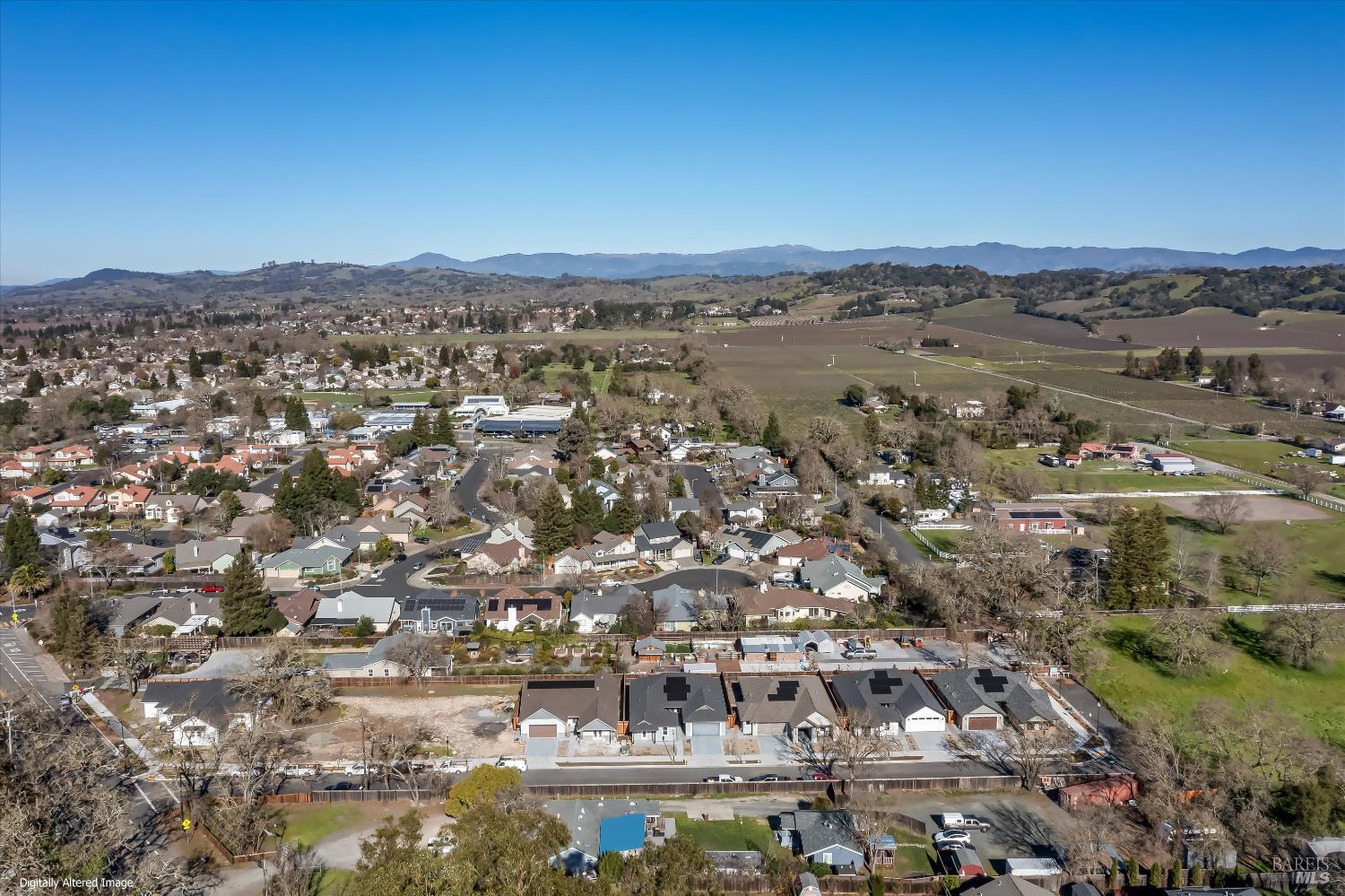 Detail Gallery Image 5 of 43 For 6516 Old Redwood -Maywood Ln Hwy, Santa Rosa,  CA 95403 - 4 Beds | 2/1 Baths